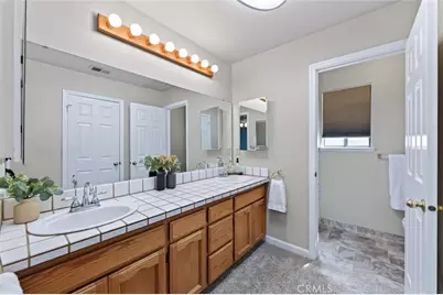 571 W Pat, Clovis, CA 93612 - Photo 19