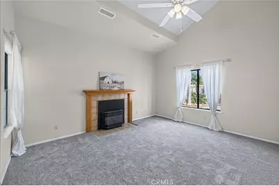 571 W Pat, Clovis, CA 93612 - Photo 5