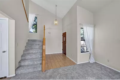 571 W Pat, Clovis, CA 93612 - Photo 3