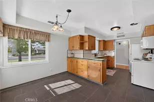 75 W Sierra, Clovis, CA 93612 - Photo 13