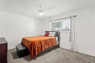 2984 E Norwich, Fresno, CA 93726 - Photo 9
