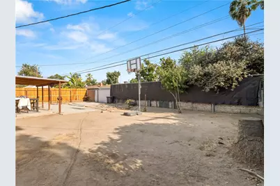 2984 E Norwich, Fresno, CA 93726 - Photo 15