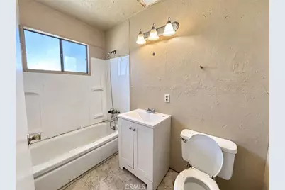 180 E Warner Avenue, Fresno, CA 93710 - Photo 11