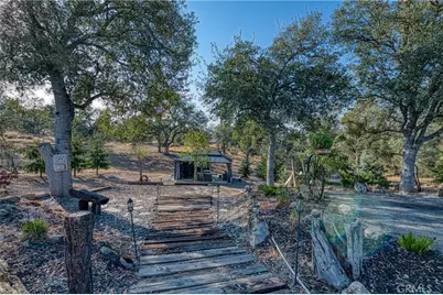 28960 Yosemite Springs, Coarsegold, CA 93614 - Photo 21