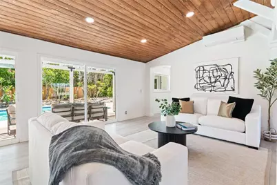 1065 E Sunny Dunes Road, Palm Springs, CA 92264 - Photo 7