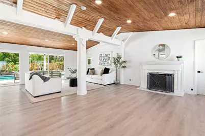1065 E Sunny Dunes Road, Palm Springs, CA 92264 - Photo 11