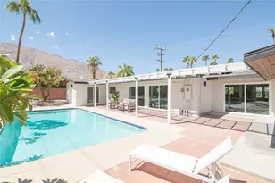 1065 E Sunny Dunes Rd, Palm Springs, CA 92264 - Photo 13