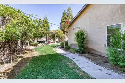 197 Moody, Clovis, CA 93619 - Photo 41