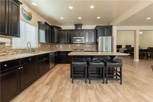 3240 W Lark Ave, Visalia, CA 93291 - Photo 9