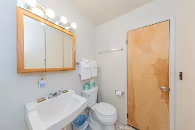 8005 Cedar, Wawona, CA 95389 - Photo 25