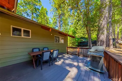 8005 Cedar, Wawona, CA 95389 - Photo 37