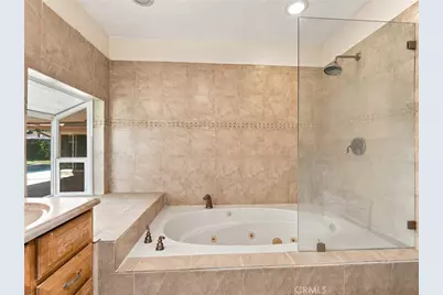 5170 E Huntington, Fresno, CA 93727 - Photo 25