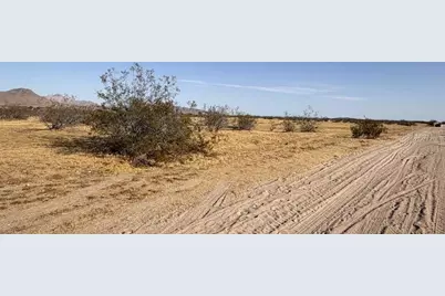 17575 Century Plant Road, Apple Valley, CA 92307 - Photo 5
