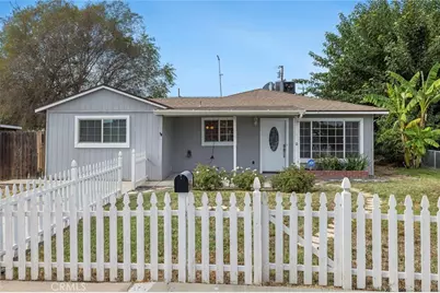 609 College, Coalinga, CA 93210 - Photo 1