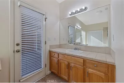1678 Hawthorn, Lemoore, CA 93245 - Photo 37