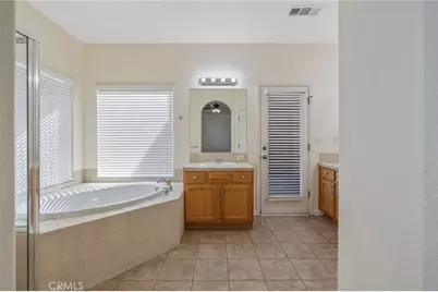 1678 Hawthorn, Lemoore, CA 93245 - Photo 35