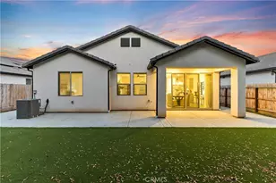 8649 N Whistler Dr, Fresno, CA 93720 - Photo 23