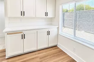 141 W Ashlan Ave, Fresno, CA 93705 - Photo 11