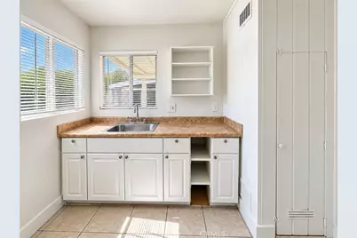 141 W Ashlan Avenue, Fresno, CA 93705 - Photo 39