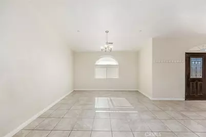 9175 Cottonwood, Hesperia, CA 92345 - Photo 7