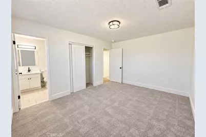 587 Sunset Street, Kingsburg, CA 93631 - Photo 17