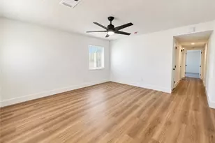 587 Sunset St, Kingsburg, CA 93631 - Photo 5