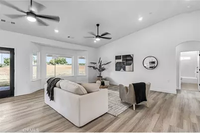 21035 Forest Glen, Madera, CA 93638 - Photo 7