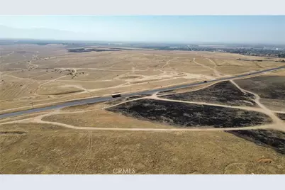 9800 Kern Canyon Road, Bakersfield, CA 93306 - Photo 15