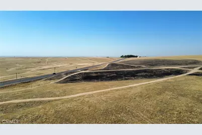 9800 Kern Canyon Road, Bakersfield, CA 93306 - Photo 25