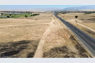 9800 Kern Canyon Road, Bakersfield, CA 93306 - Photo 37
