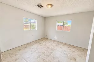 807 Castaic, Bakersfield, CA 93308 - Photo 25