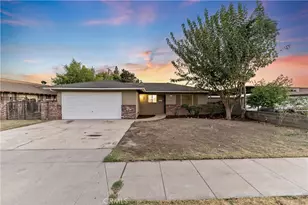 4560 E Fountain Way, Fresno, CA 93726 - Photo 1
