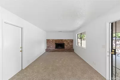 4560 E Fountain Way, Fresno, CA 93726 - Photo 11