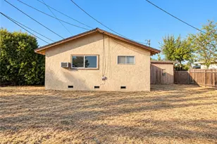 821 W Swift Ave, Fresno, CA 93705 - Photo 25