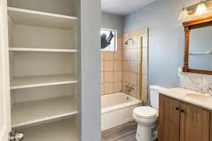 821 W Swift Ave, Fresno, CA 93705 - Photo 13