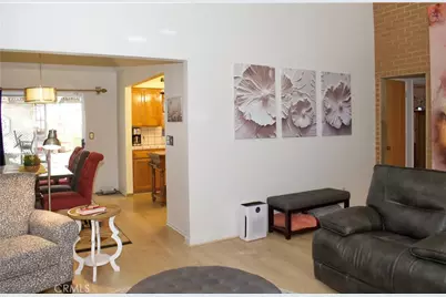 2122 E Cromwell, Fresno, CA 93720 - Photo 7