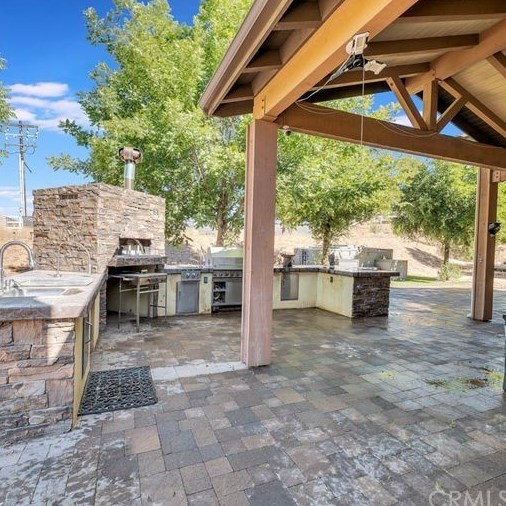 33411 Desert Rd, Acton CA  93510-1370 exterior