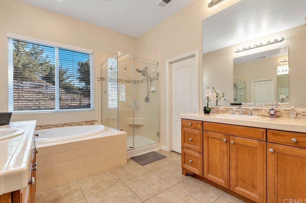 33411 Desert Rd, Acton CA  93510-1370 exterior