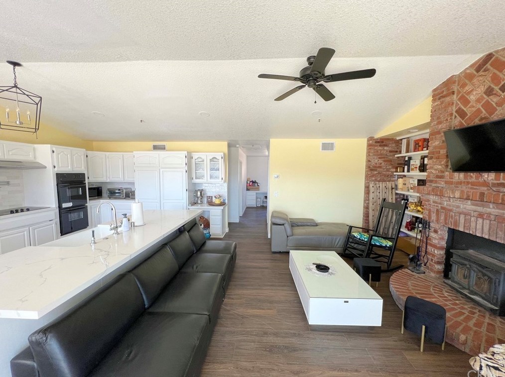 2665 Westcoatt St, Acton CA  93510-1351 exterior