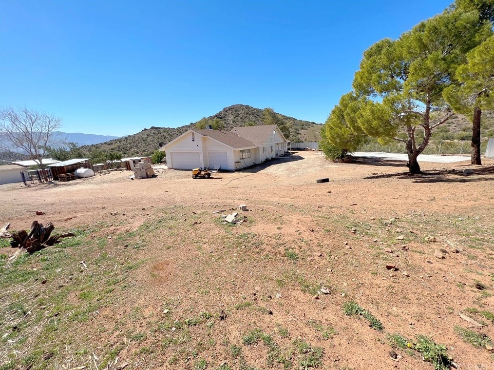 2665 Westcoatt St, Acton CA  93510-1351 exterior