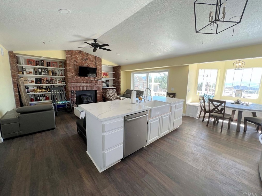 2665 Westcoatt St, Acton CA  93510-1351 exterior