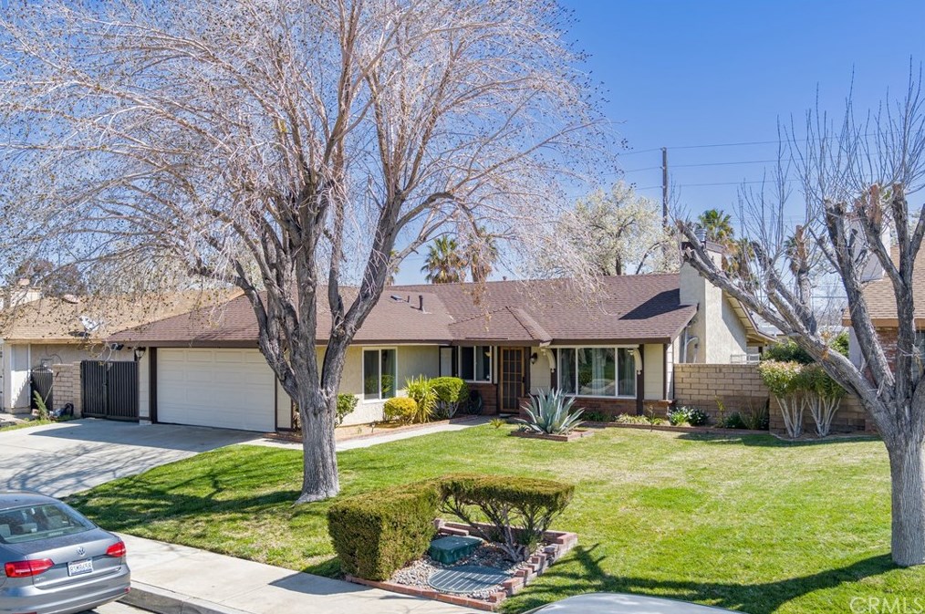 37846 Birch Tree Ln, Palmdale CA  93550-5485 exterior