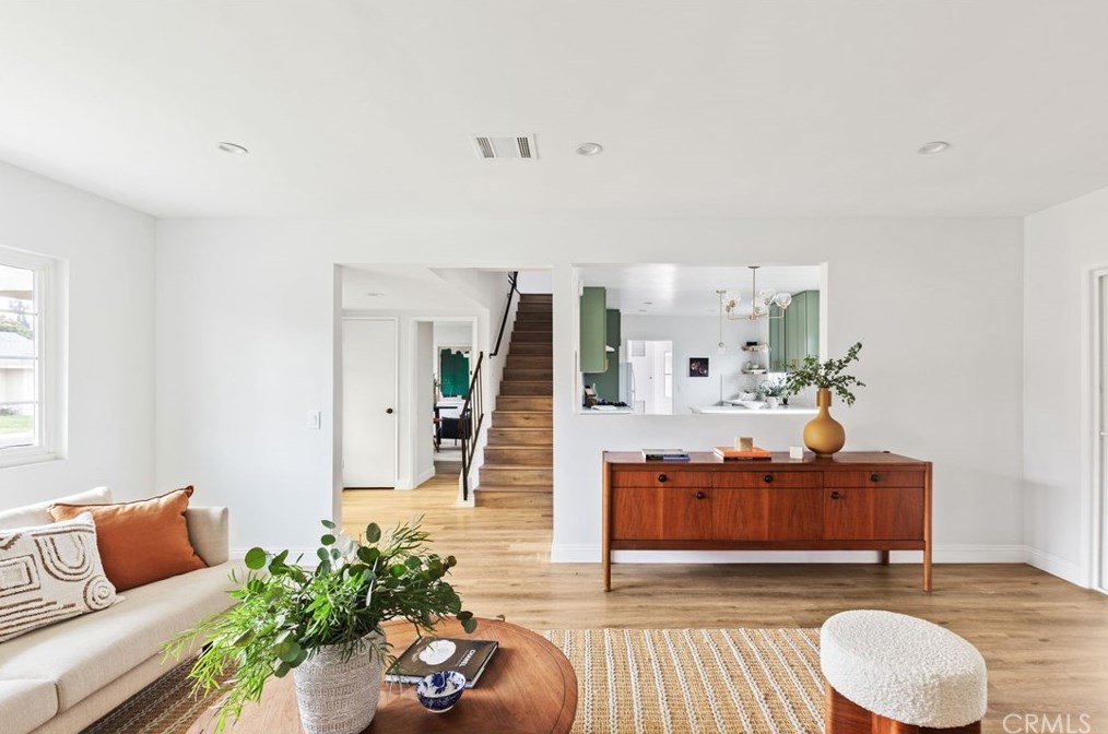 5545 Del Loma Ave, San Gabriel CA  91776-1649 exterior