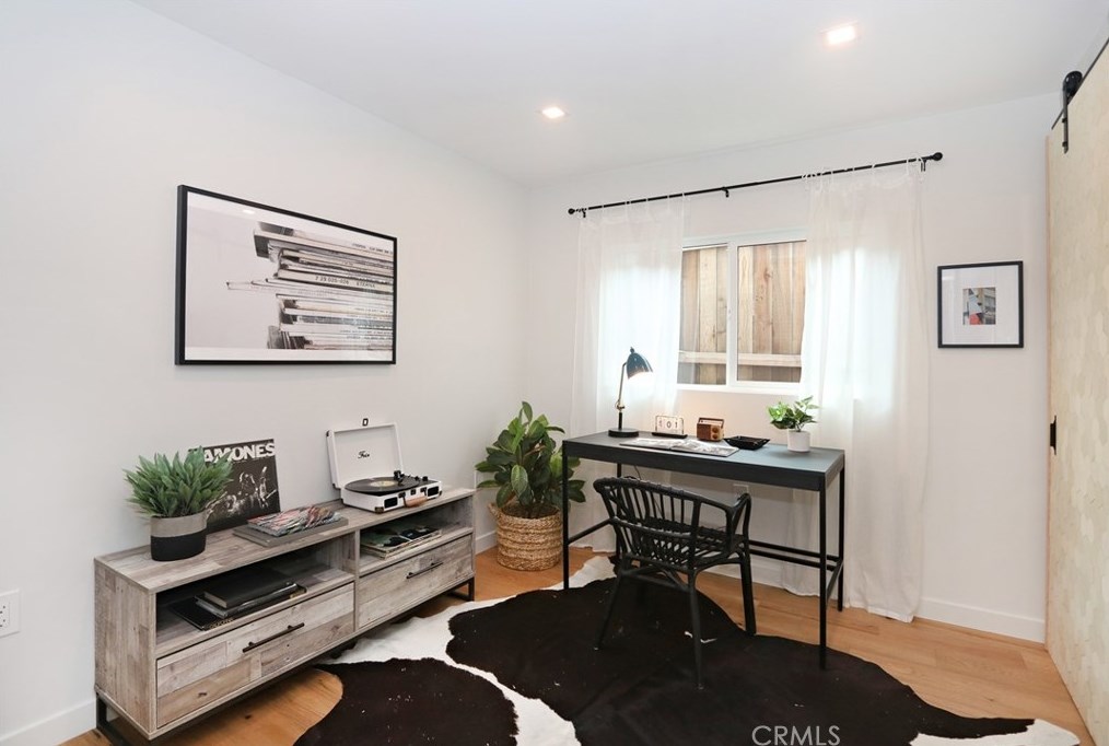 5103 San Rafael, Los Angeles CA  90042-3240 exterior