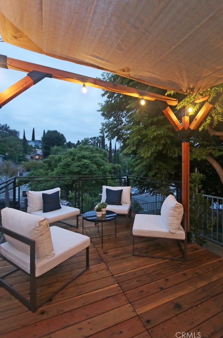 5103 San Rafael, Los Angeles CA  90042-3240 exterior