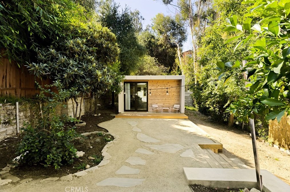 2128 Cove Ave, Los Angeles CA  90039-3917 exterior