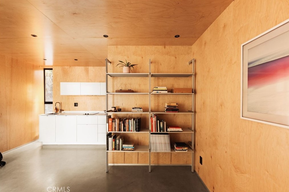 2128 Cove Ave, Los Angeles CA  90039-3917 exterior