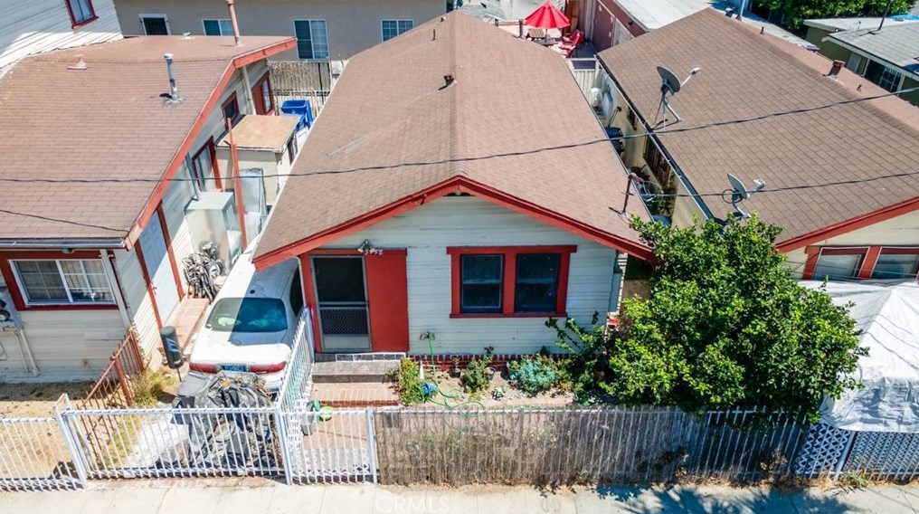 1186 37th Dr, Los Angeles CA  90007-4205 exterior