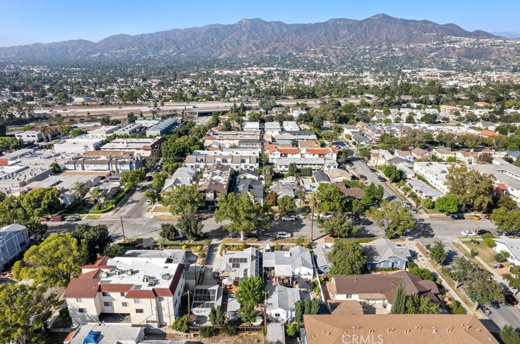 710 Milford St, Glendale CA  91203-1534 exterior