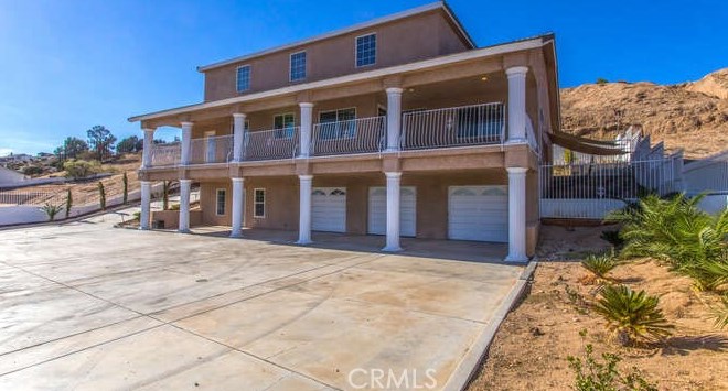 17674 Buckthorn Ave, Hesperia CA  92345-6617 exterior